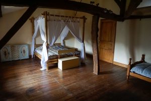 Guest house, Dordogne, triple bedroom